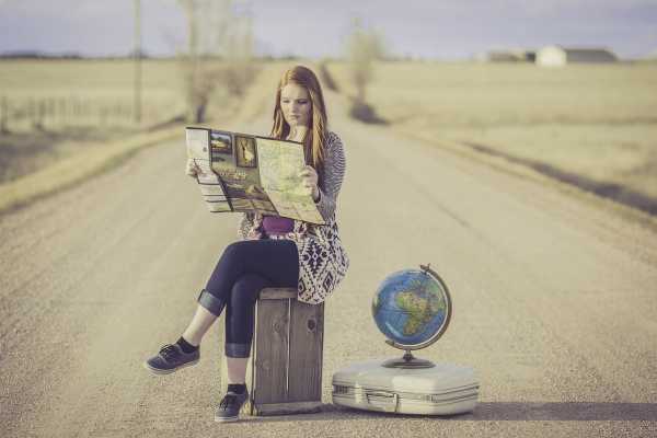 Более половины россиян отказываются от путешествий из-за нехватки денег