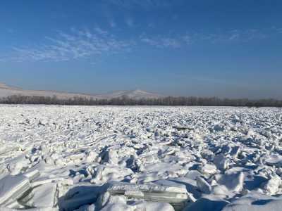 Спасатели будут взрывать лед на реке Абакан