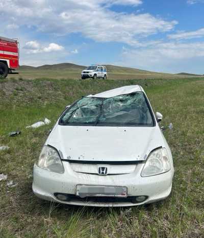 Автоледи опрокинула автомобиль