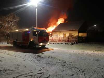 «Печной» пожар в Черногорске уничтожил баню