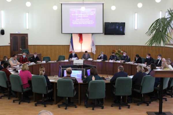 В Абакане обсудили подготовку к паводку и предупреждение возгораний