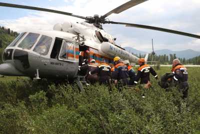 Спасатели ЮСПСО вертолётом эвакуировали из природного парка Ергаки мужчину с инсультом
