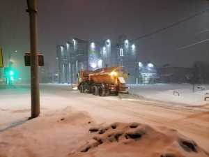 Снегопад осложняет дорожную обстановку в Абакане