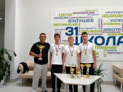 Абаканские футболисты победили в отборочном этапе Всероссийских соревнований