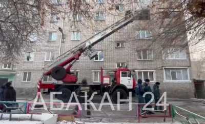 При пожаре в Абакане погибла женщина