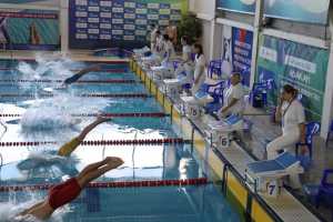 «Время побеждать»: межрегиональные соревнования по плаванию в Абакане