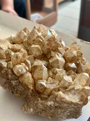 Редкие камни и минералы пополнили коллекцию музея Хакасии