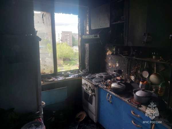 Женщину спасли из горящей квартиры в Черногорске
