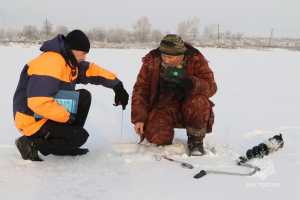 Лед на акваториях Хакасии измерили