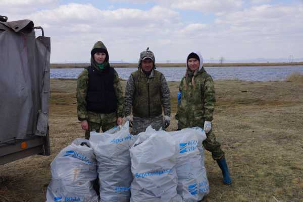 50 мешков мусора вывезли с озер Койбальской степи