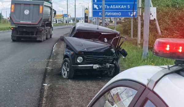 Водитель с 11-летним пассажиром пострадали в ДТП у Калинино
