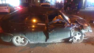Без прав и подшофе: минусинец устроил аварию в Абакане