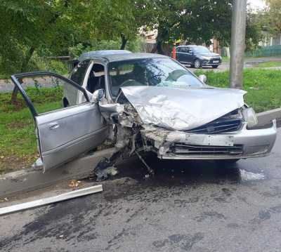 В Абакане пожилая женщина пострадала в аварии