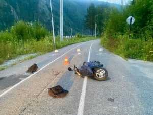 Водитель в коме, пассажирка с сотрясением: ДТП с мопедом в Черемушках