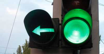 Светофор на пересечении улиц Аскизская и Ломоносова в Абакане работает по-новому