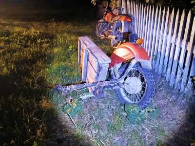 Сотрясение, перелом: мотоциклист пострадал в Хакасии
