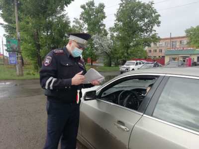 В утренние часы в Черногорске автоинспекторы провели массовую проверку водителей