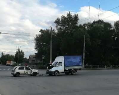 Автомобильная авария в Абакане: пострадала женщина-водитель